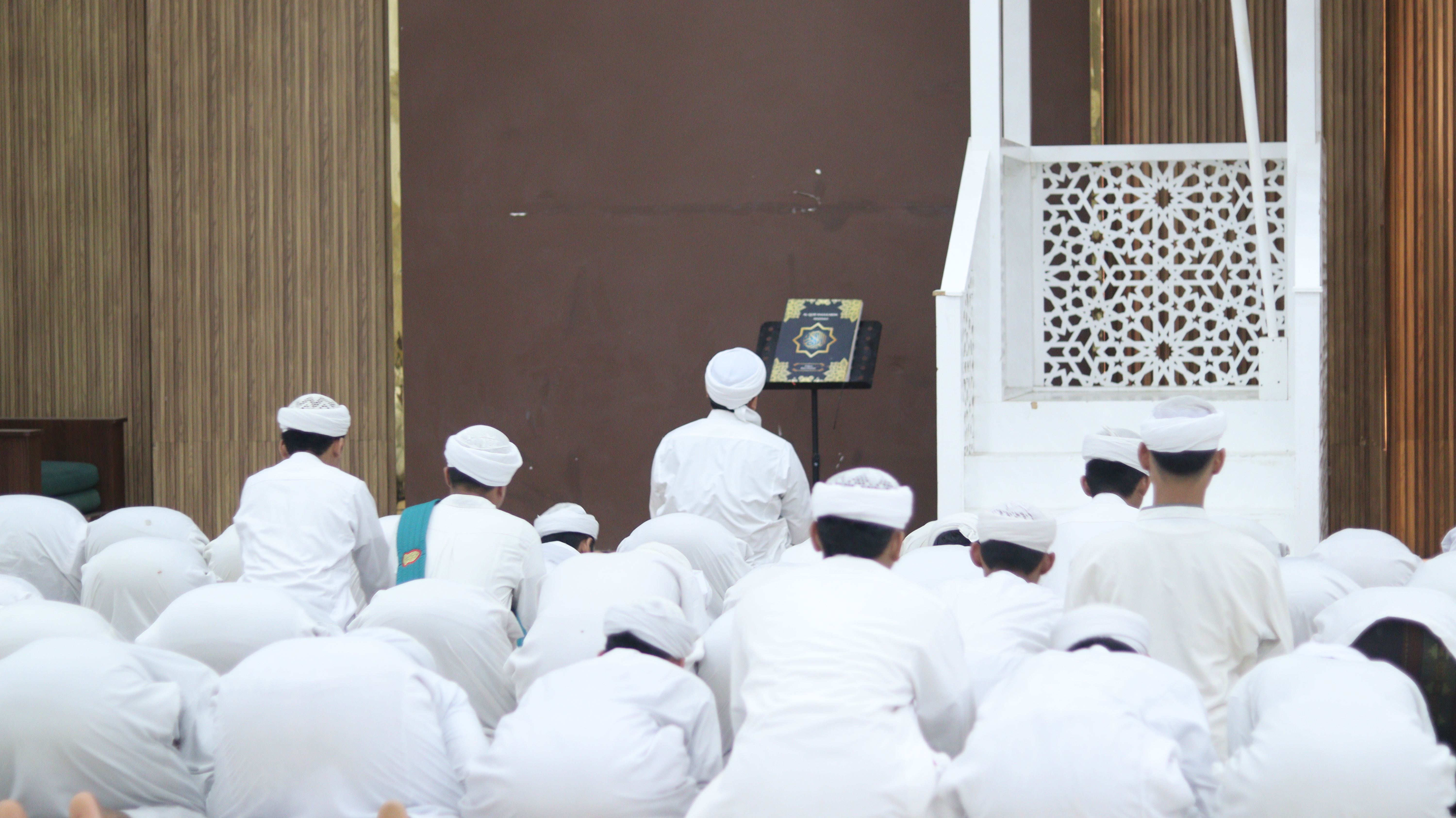Shalat Ashar Berjamaah